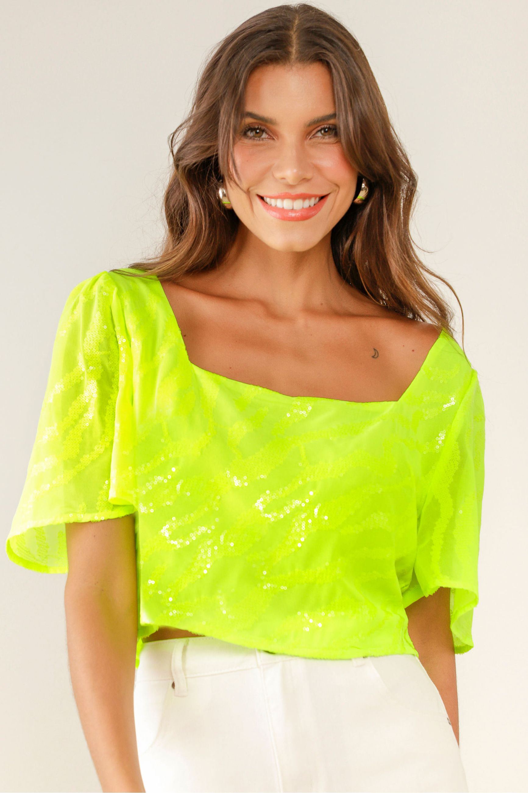 Modelos De Blusas Color Neon Outfit Blusa Verde Fosforescente